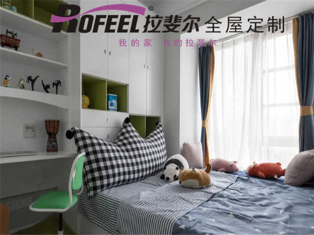 拉斐（fěi）爾全屋定製|飄窗這樣設計，太實（shí）用了！